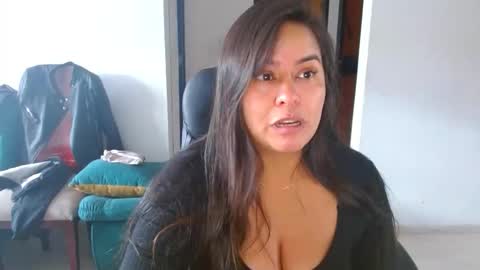 Snapshot of anaids_dam chatting on 05/10/26, 05:07 anaids online show from 05/10/26, 05:07
