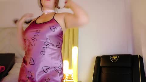 Anaise  online show from 05/15/26, 11:17