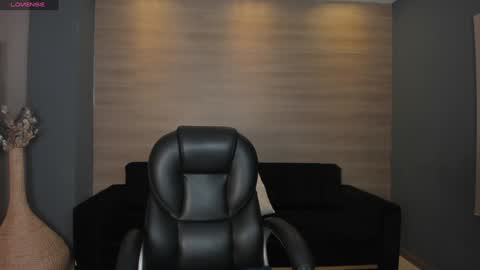 Snapshot of anaisnin1 chatting on 02/08/25, 12:17 Anais Nin online show from 02/08/25, 12:17