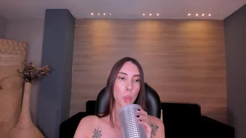 Snapshot of anaisnin1 chatting on 03/10/25, 02:48 Anais Nin online show from 03/10/25, 02:48