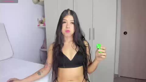 Ana online show from 09/11/25, 11:27