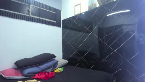 Analia smith online show from 01/18/26, 04:27