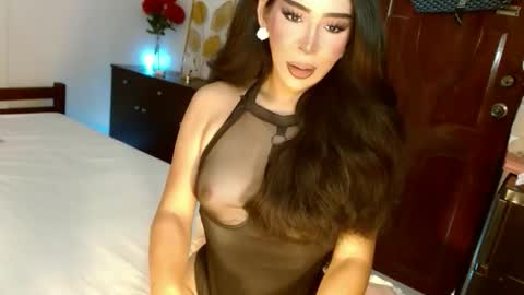 Thena online show from 04/26/26, 12:52