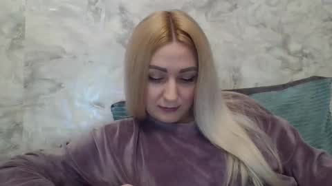 Snapshot of analqueen2024 chatting on 12/03/25, 01:42 analqueen2024 online show from 12/03/25, 01:42