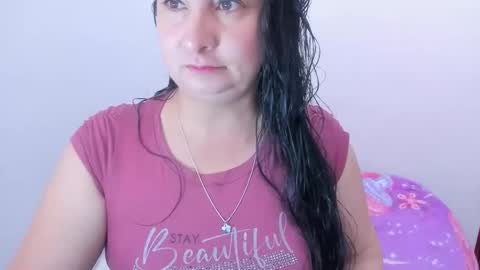 anamaria288 online show from 12/02/25, 12:54