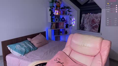 Ananasteisha online show from 12/30/24, 05:15