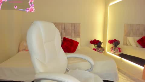 A N A  my connection hours are from 600 pm to 12 pm Colombian time online show from 01/16/26, 10:47