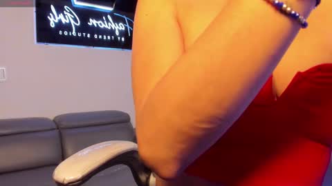 ana online show from 02/28/25, 07:25