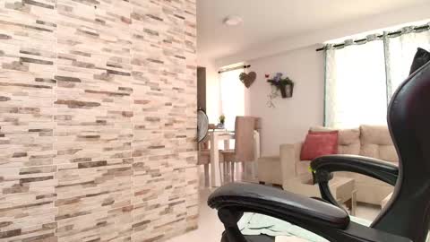 ana  online show from 01/13/25, 07:10