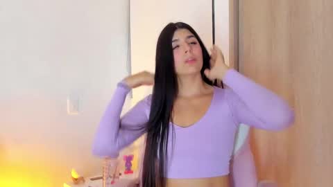 Anastacia online show from 12/22/24, 04:39