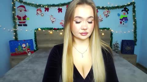 Snapshot of anastacyyellig chatting on 12/29/24, 08:04 anastacyyellig online show from 12/29/24, 08:04