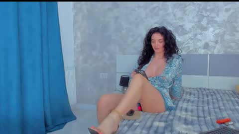 Anastasia online show from 04/15/26, 12:45