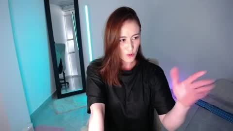 anastasia_doll8 online show from 04/13/26, 09:42