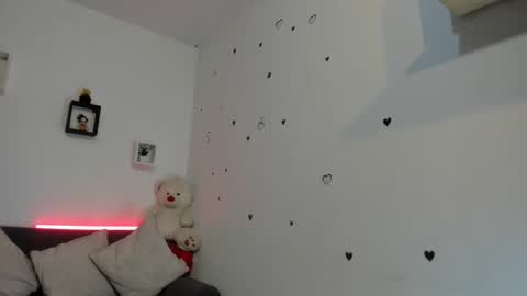 anastasia online show from 01/18/26, 01:20