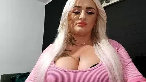 Snapshot of anastasiaamore chatting on 07/17/26, 10:47 AnastasiaAmore online show from 07/17/26, 10:47