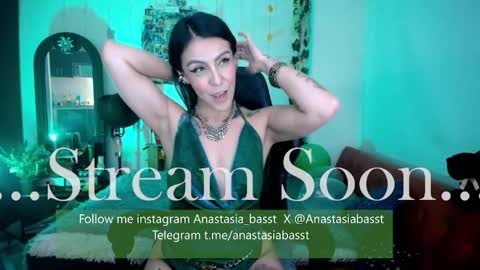 Jennyfer.... but u can say me Anastasia online show from 05/20/26, 06:19