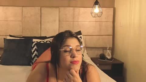 Anastasia Vidal online show from 10/04/25, 12:30