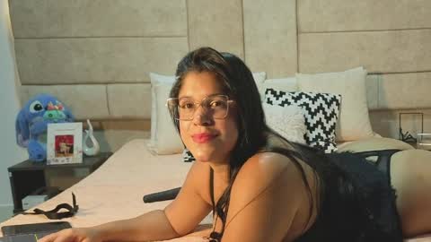 Anastasia Vidal online show from 04/11/26, 02:05