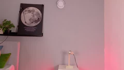 Kendra  online show from 03/05/26, 09:27