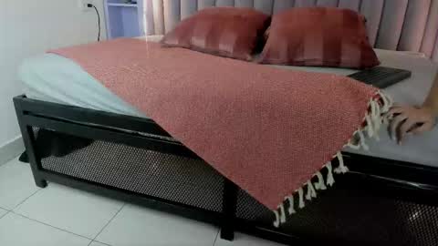 A N N A   V O S S  online show from 11/24/25, 07:35