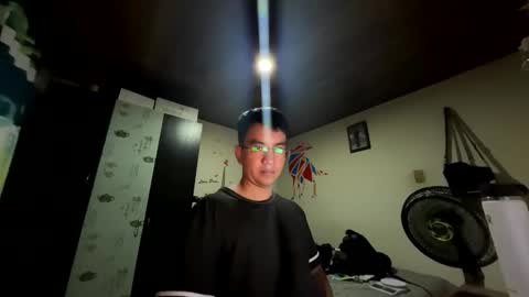 Snapshot of anaximandro_david chatting on 04/16/26, 03:29 David online show from 04/16/26, 03:29