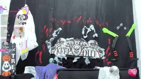 Snapshot of anazztasia_squirt chatting on 10/18/25, 06:19 anazztasia_squirt online show from 10/18/25, 06:19