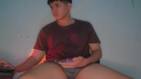 Snapshot of ancoder2912 chatting on 05/04/26, 04:08 Andres online show from 05/04/26, 04:08