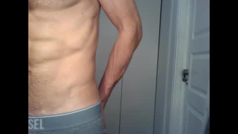 Snapshot of and_andys chatting on 10/08/25, 09:29 and_andys online show from 10/08/25, 09:29