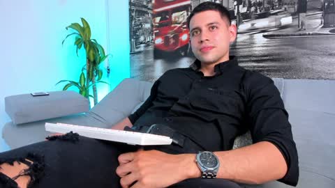 Snapshot of ander_perez chatting on 01/14/25, 05:34 ANDER online show from 01/14/25, 05:34