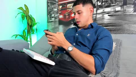 Snapshot of ander_perez chatting on 01/18/25, 01:08 ANDER online show from 01/18/25, 01:08