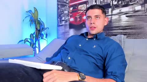 Snapshot of ander_perez chatting on 01/25/25, 05:08 ANDER online show from 01/25/25, 05:08