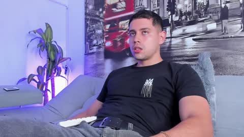 Snapshot of ander_perez chatting on 01/29/25, 01:49 ANDER online show from 01/29/25, 01:49