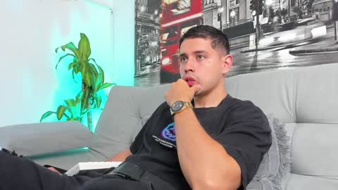 Snapshot of ander_perez chatting on 02/04/25, 04:18 ANDER online show from 02/04/25, 04:18