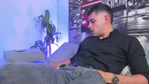 Snapshot of ander_perez chatting on 02/19/25, 11:36 ANDER online show from 02/19/25, 11:36