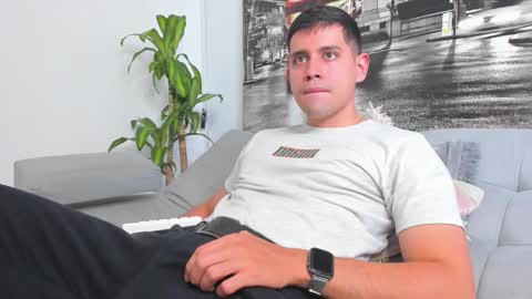 Snapshot of ander_perez chatting on 03/08/25, 04:50 ANDER online show from 03/08/25, 04:50