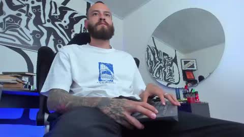 Andrs   -                   online show from 06/14/26, 02:24