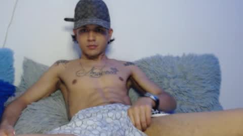 Snapshot of andersonz98 chatting on 10/02/25, 04:41 andersonZ98 online show from 10/02/25, 04:41