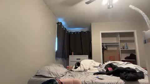 anditspinkxo online show from 06/13/26, 10:18