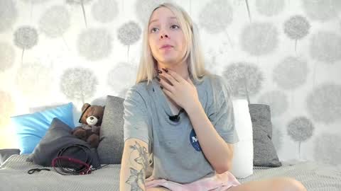 andneveragain online show from 01/14/25, 12:14
