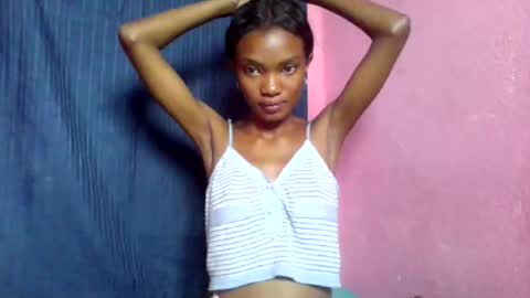 andohh237973 online show from 12/14/25, 10:20