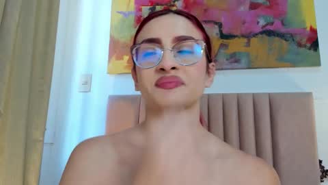 Andra Cyrus online show from 10/09/25, 11:41