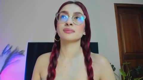 Andra Cyrus online show from 11/29/25, 12:08