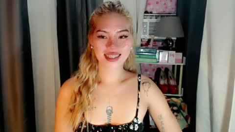 Snapshot of andrea06121998 chatting on 06/22/26, 06:05 andrea06121998 online show from 06/22/26, 06:05