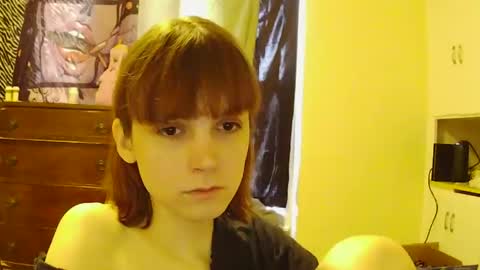 Snapshot of andrea_davenport chatting on 11/08/25, 03:34 andrea online show from 11/08/25, 03:34