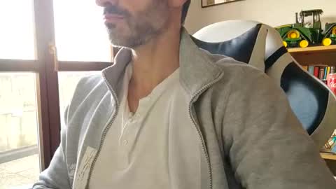 andrea_feetlover online show from 04/23/26, 05:37