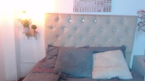 Snapshot of andrea_secret_ chatting on 07/16/26, 01:50 ANDREA online show from 07/16/26, 01:50