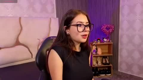 andrea_tay1 online show from 07/24/26, 07:23