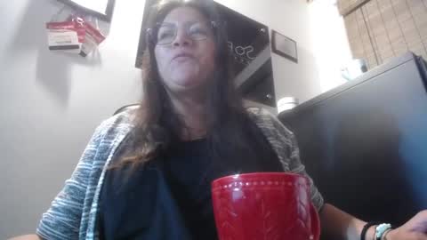 Snapshot of andrea_teacher chatting on 02/14/25, 12:09 Andrea Model trainer Luxury ST online show from 02/14/25, 12:09