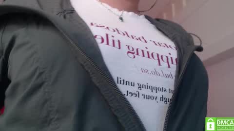 Snapshot of andrea_teacher chatting on 02/14/25, 11:53 Andrea Model trainer Luxury ST online show from 02/14/25, 11:53