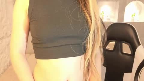 andrea_tx online show from 06/03/26, 01:03